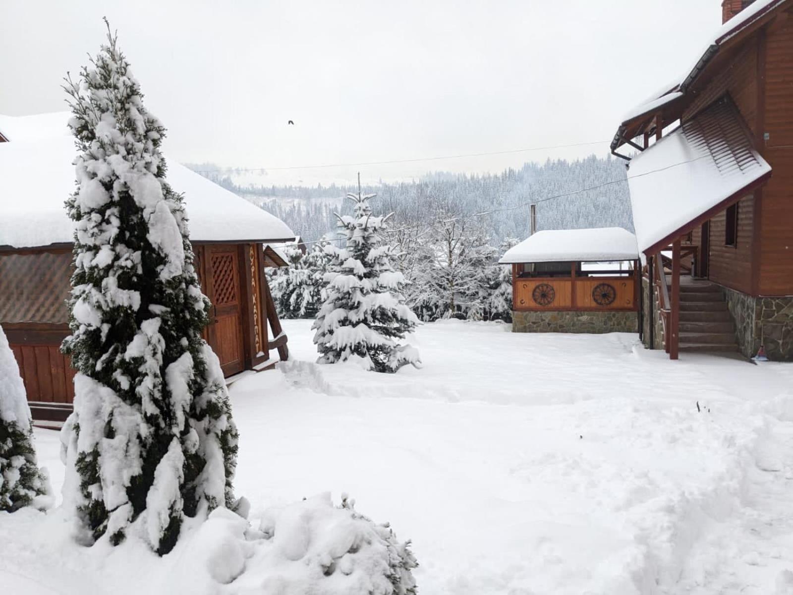 Hotel Aura Karpat Bukowel Exterior foto