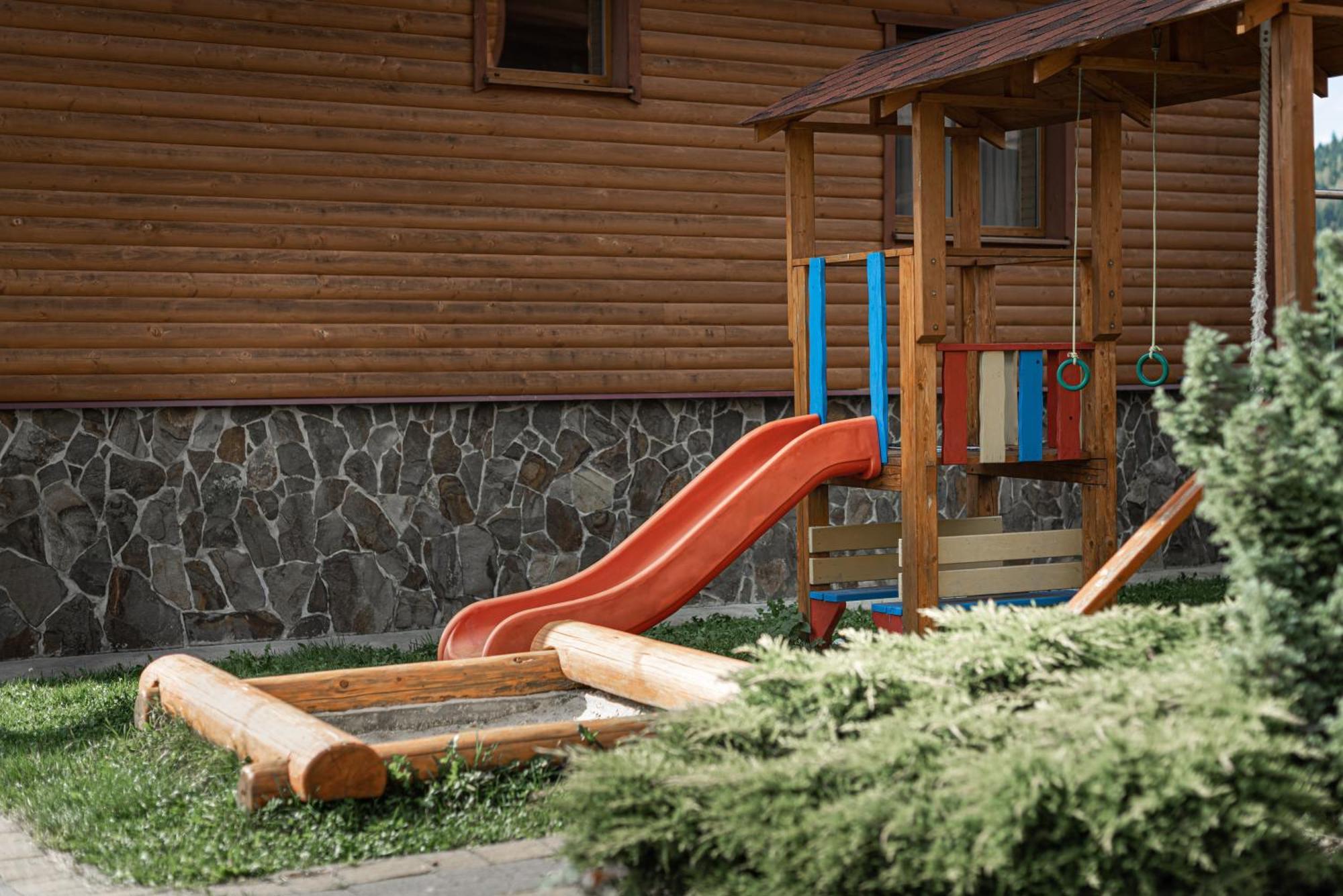 Hotel Aura Karpat Bukowel Exterior foto